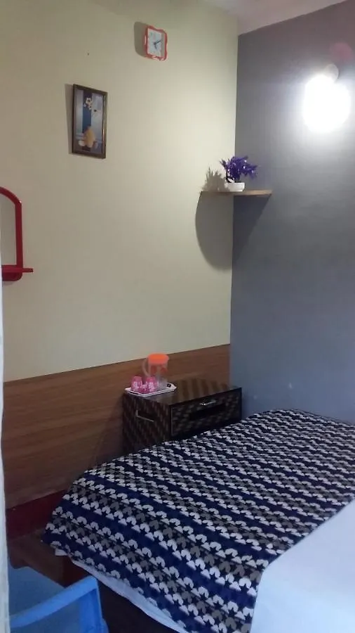 Hotel Lucky Tourist Home