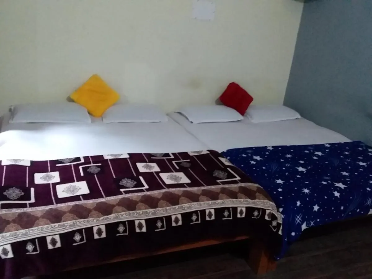 Hotel Lucky Tourist Home India